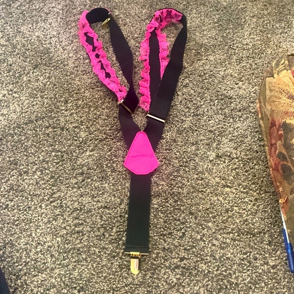 Punk suspenders - Picture 1 of 1
